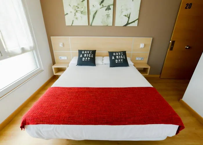 库尔萨尔酒店 2* 圣塞瓦斯蒂安