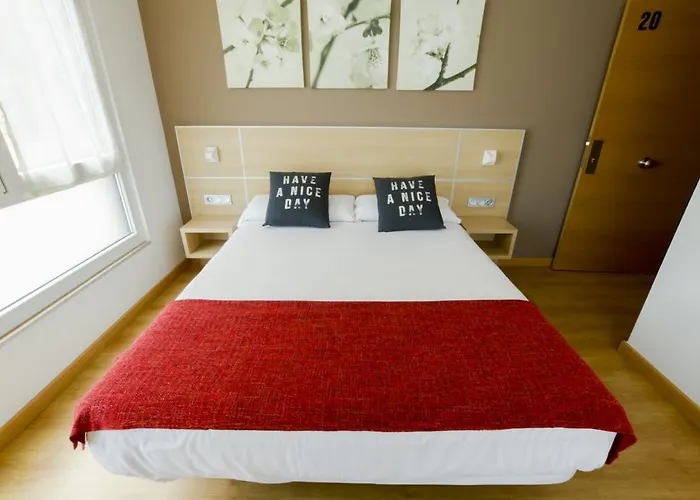 招待所 库尔萨尔酒店 2*