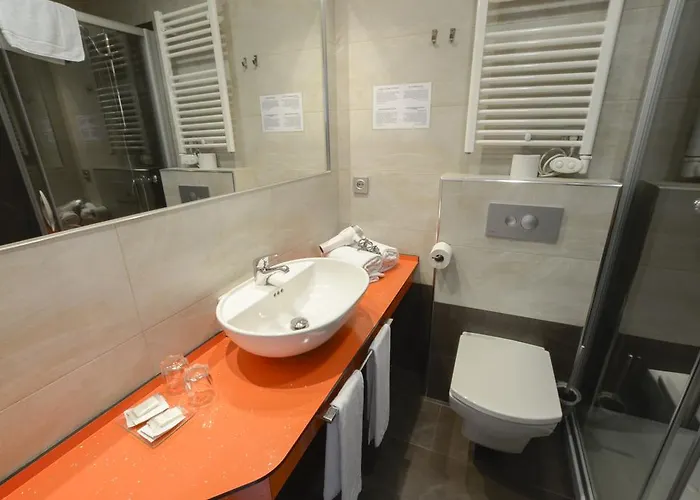 招待所 库尔萨尔酒店