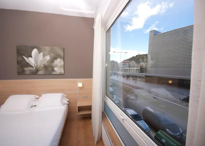 库尔萨尔酒店 招待所